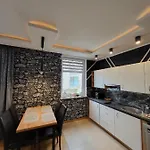 Aquamarina Marina Invest Apartment