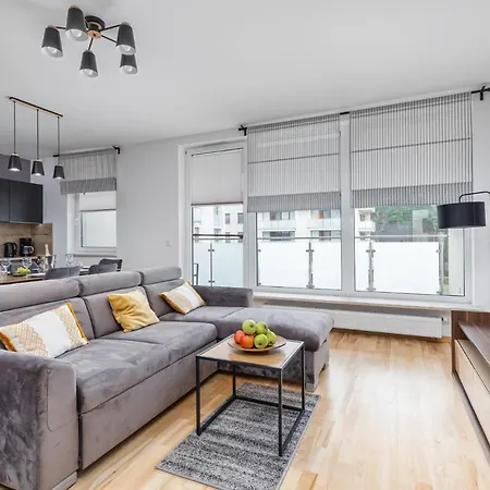 Appartement Aquamarina Marina Invest *