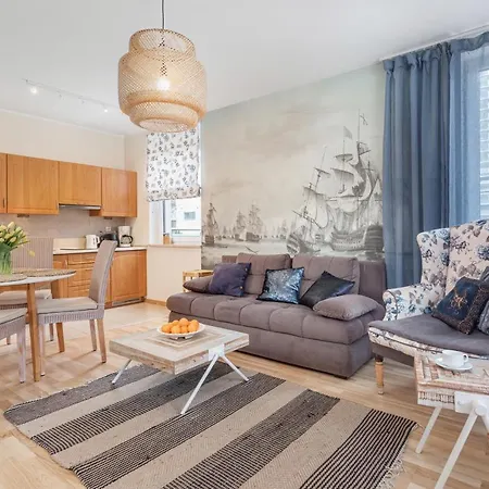 Aquamarina Marina Invest