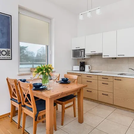 Appartement Aquamarina Marina Invest *