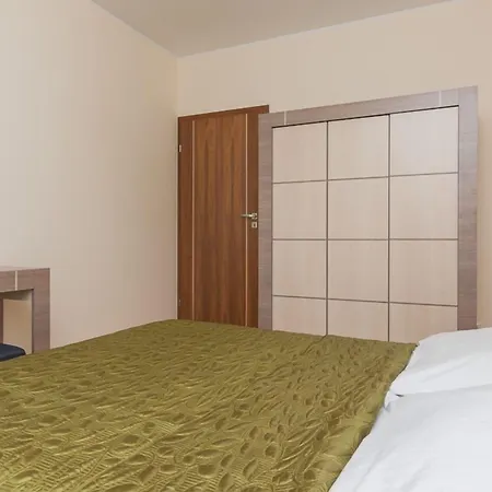 Appartement Aquamarina Marina Invest *