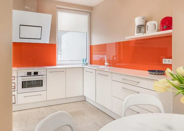 Aquamarina Marina Invest *