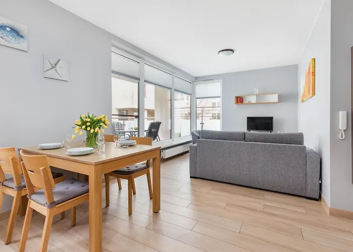 Aquamarina Marina Invest Apartment